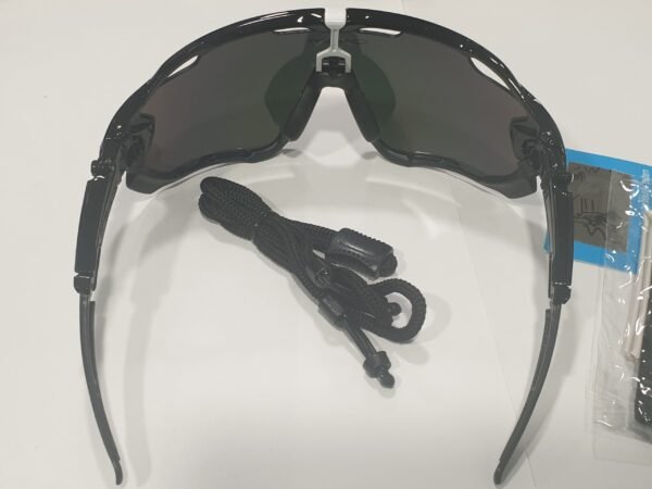 OAKLEY Jawbreakers Polarized Sports Goggles Polycarbonate lens with UV400 protection