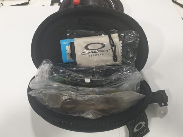 OAKLEY Jawbreakers Polarized Sports Goggles Polycarbonate lens with UV400 protection