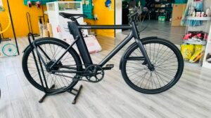 Cowboy 3 -1 USED: Cowboy 3 Classic Urban E-Bike | Low Mileage (230km) | Matte Black